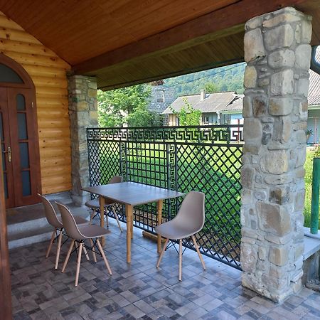 Садиба Федорчуків Гірська Хатина 1 Şeşorî Exterior foto