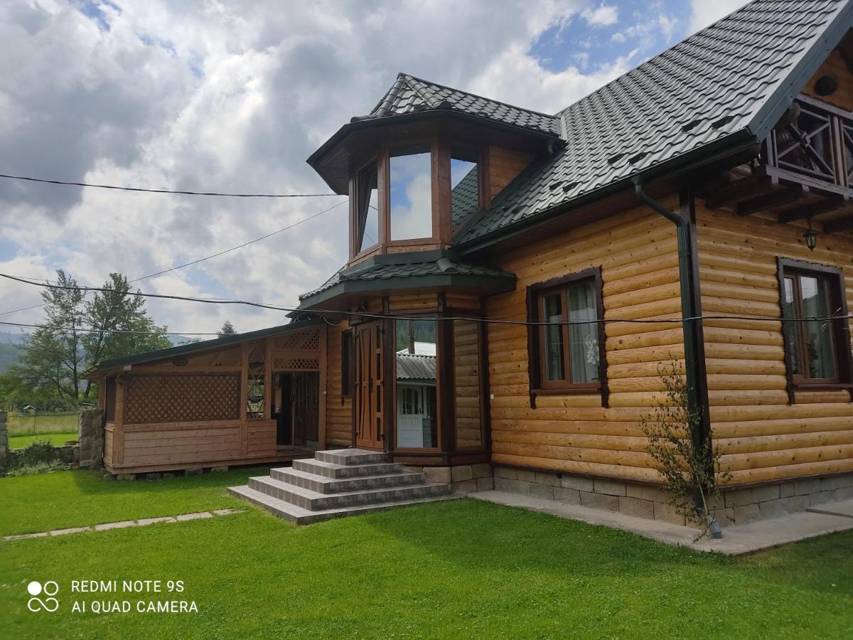 Садиба Федорчуків Гірська Хатина 1 Şeşorî Exterior foto