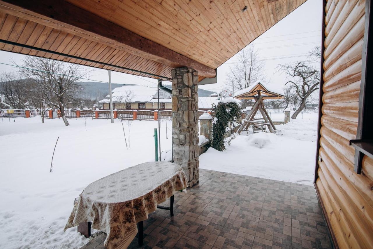 Садиба Федорчуків Гірська Хатина 1 Şeşorî Exterior foto
