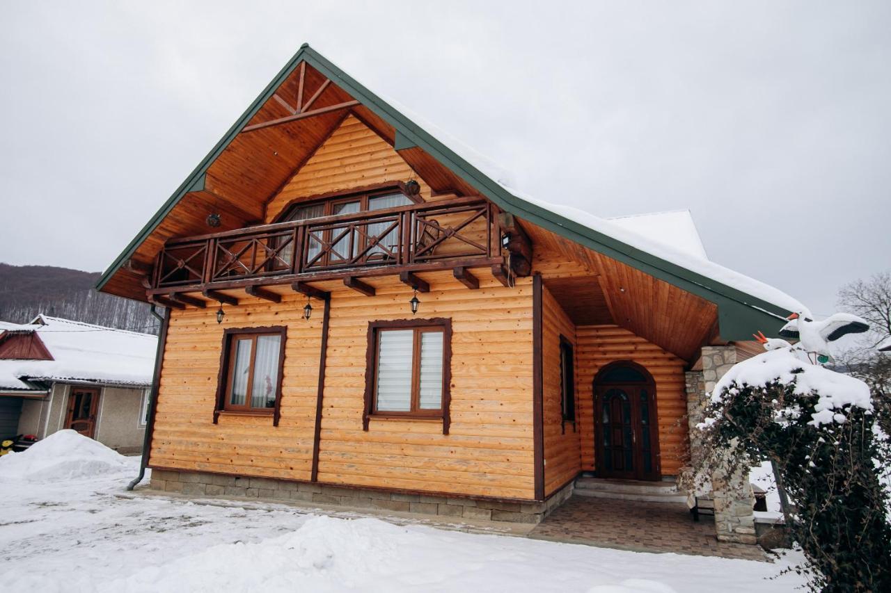 Садиба Федорчуків Гірська Хатина 1 Şeşorî Exterior foto