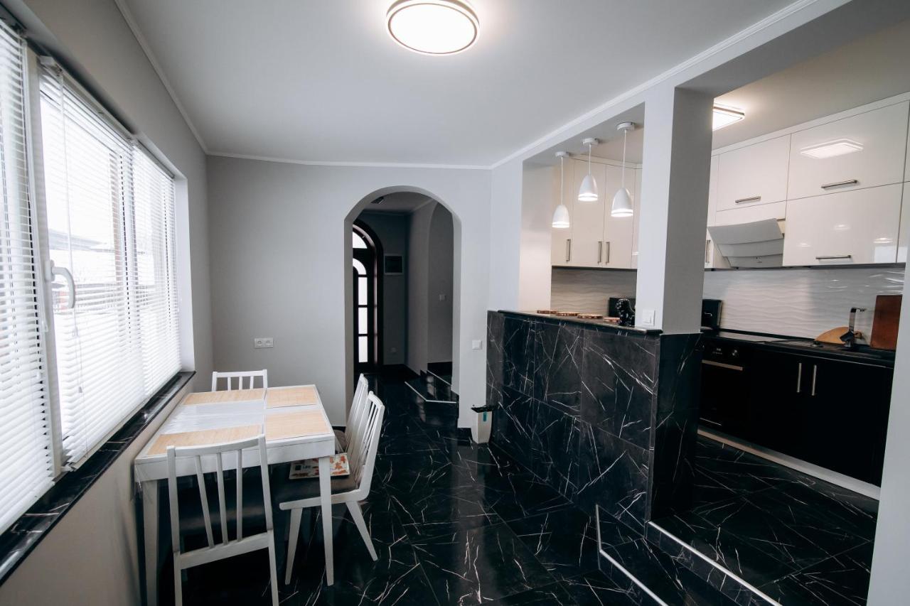 Садиба Федорчуків Гірська Хатина 1 Şeşorî Exterior foto