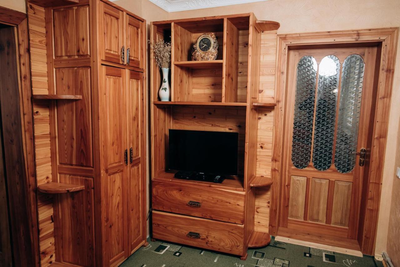 Садиба Федорчуків Гірська Хатина 1 Şeşorî Exterior foto