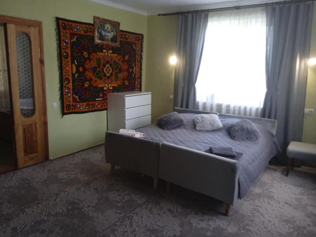 Садиба Федорчуків Гірська Хатина 1 Şeşorî Exterior foto